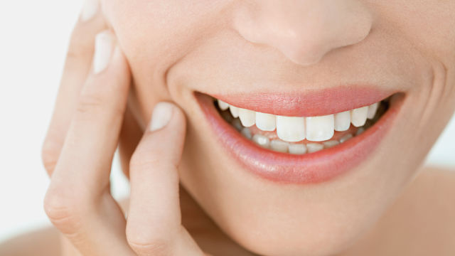Sonrisa con blanqueamiento dental