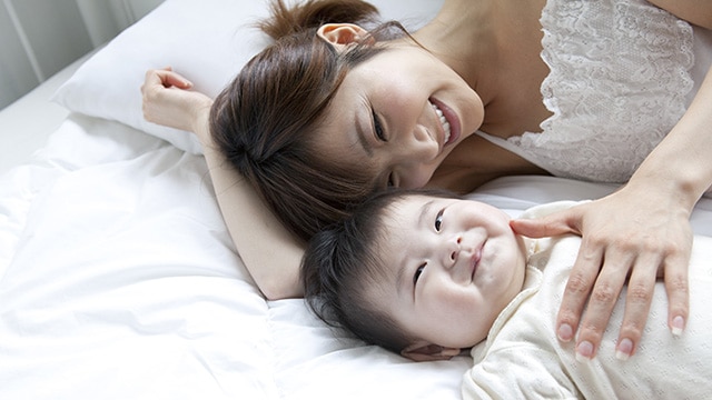 Madre junto a su bebe
